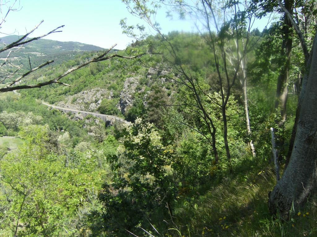 Готель Les Roches Le Crestet Екстер'єр фото